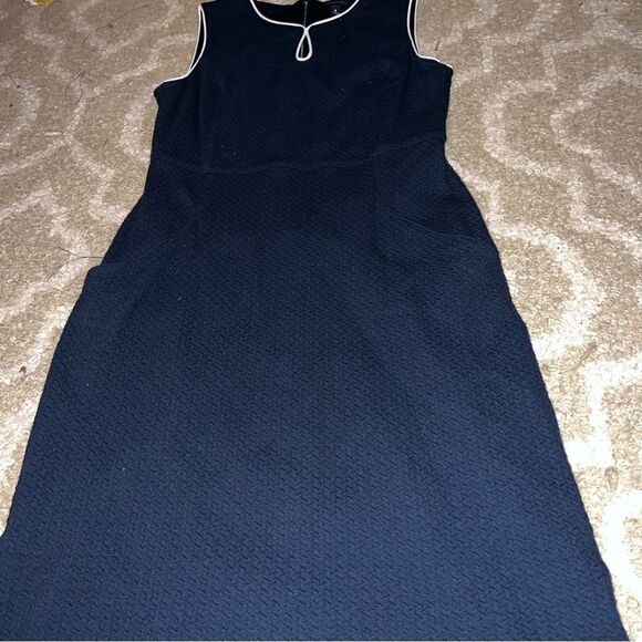 Lands End size 6 navySleeveless Dress - Picture 1 of 7